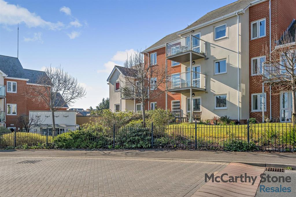 8642048-exterior09-800.jpg