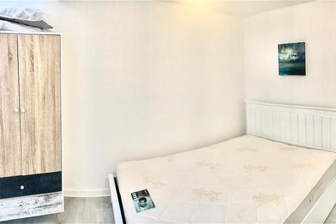 3 bedroom flat to rent, Granby Row, Manchester M1