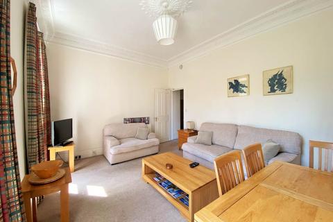4 bedroom flat to rent, Hillside Street, Edinburgh,