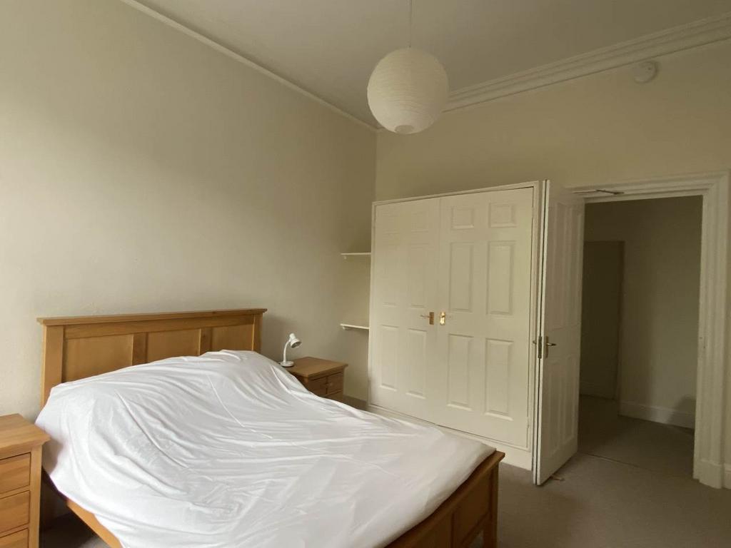 Bed 3