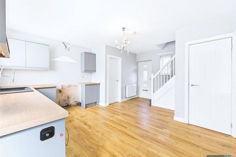 11 Baines Avenue, Edlington, Doncaster, DN12 1PQ
