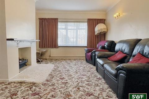 43 Dewsbury Drive, Wolverhampton, WV4 5RH