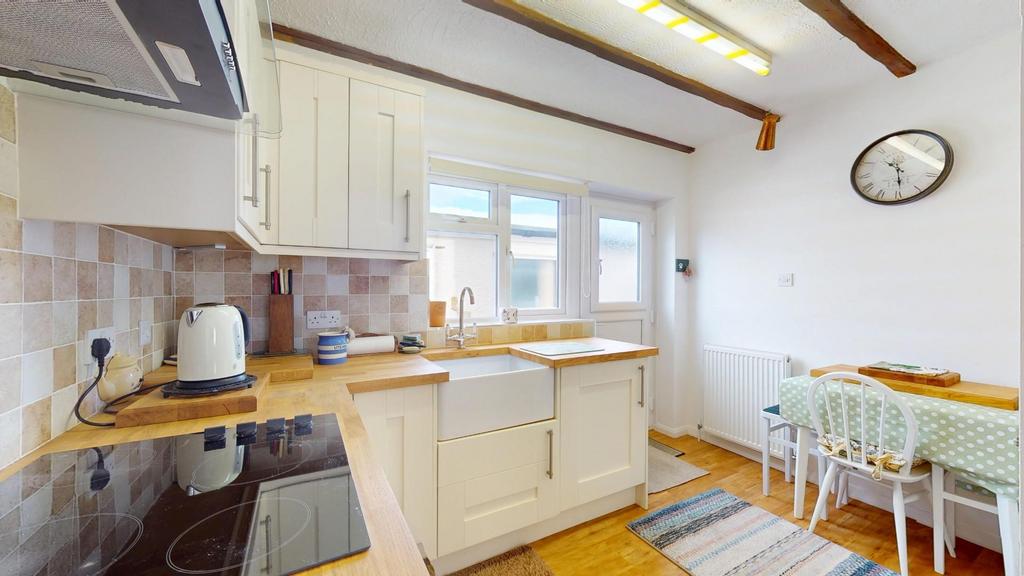2 A-Wrenbeck-Close-04172025 161703.jpg