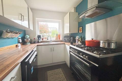 4 bedroom semi-detached house for sale, Viking Way, Brentwood