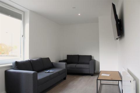 1 bedroom in a house share to rent, The Wheel House, Lower Bristol Road, Bath BA2