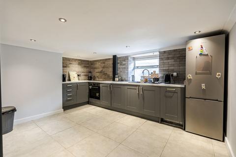 2 bedroom terraced house for sale, Bower Lane, Dewsbury, WF13