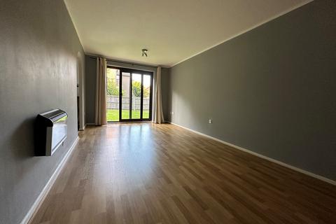 1 bedroom flat to rent, Newcombe Rise, Yiewsley, West Drayton, UB7