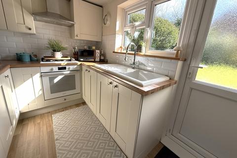 4 bedroom cottage for sale, Clarkes Lane, Lowestoft, NR33