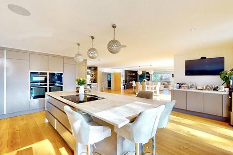 5 bedroom detached house for sale, Pringles Drive, Ferndown, BH22