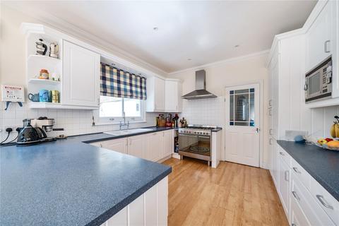 239 Victoria Road, Wood Green, London, N22 7XH