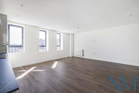 2 bedroom flat for sale, Raynes Park SW20