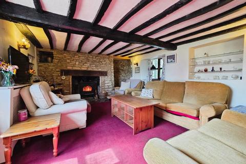 undefined, Frampton Mansell, Stroud