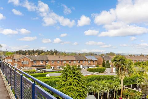 104 Limbrick Lane, Goring By Sea, Worthing, BN12 6AG