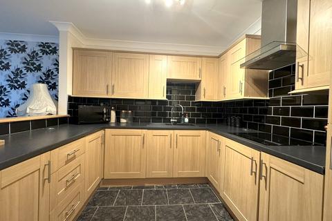 2 bedroom apartment to rent, Squire Court, Maritime Quarter, Swansea, SA1
