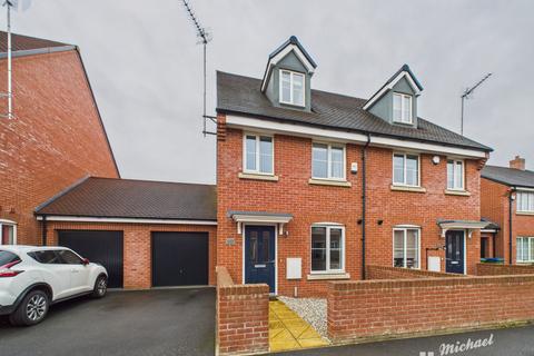 3 bedroom townhouse for sale, Ox Ground, Aylesbury