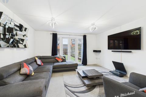 3 bedroom townhouse for sale, Ox Ground, Aylesbury