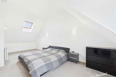 3 bedroom townhouse for sale, Ox Ground, Aylesbury