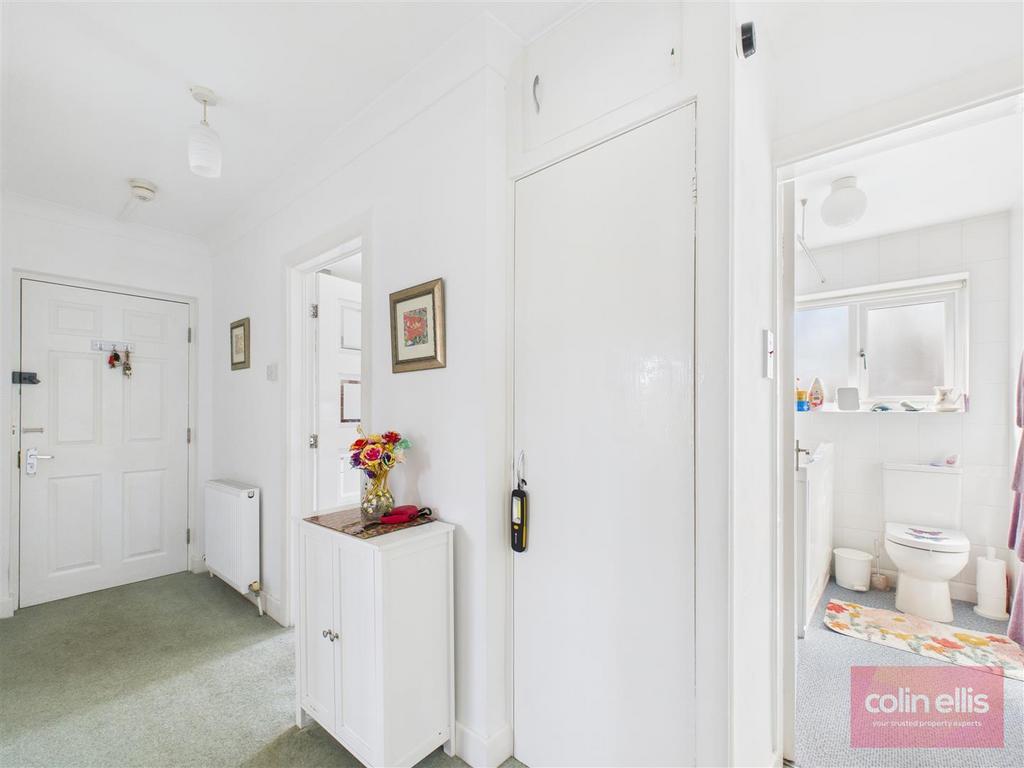 CAM05075 G0-PR0090-STILL013.jpg