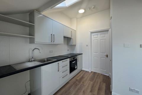 undefined, St Peters Court, Winchester, Top Floor Flat