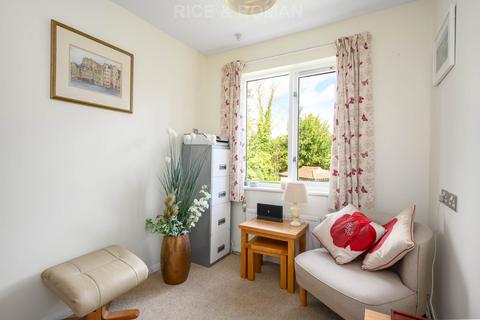 undefined, West End Lane, Esher KT10
