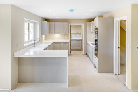 5 bedroom detached house for sale, Bernhards Close, Donington, Spalding
