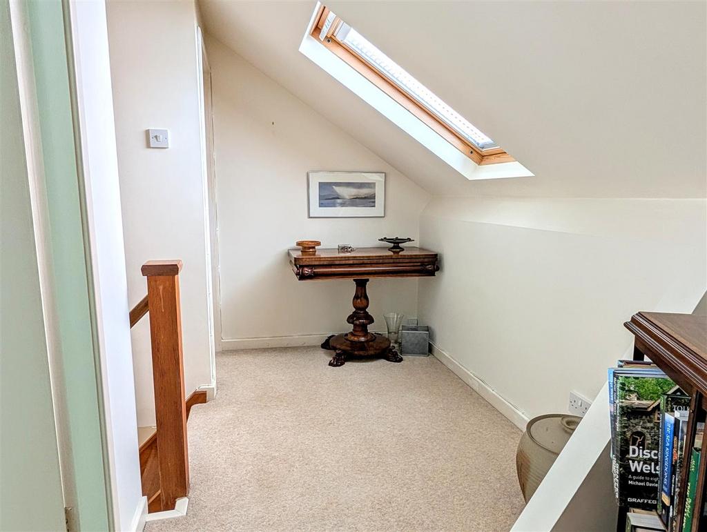 PXL 20250424 090001769~2.jpg