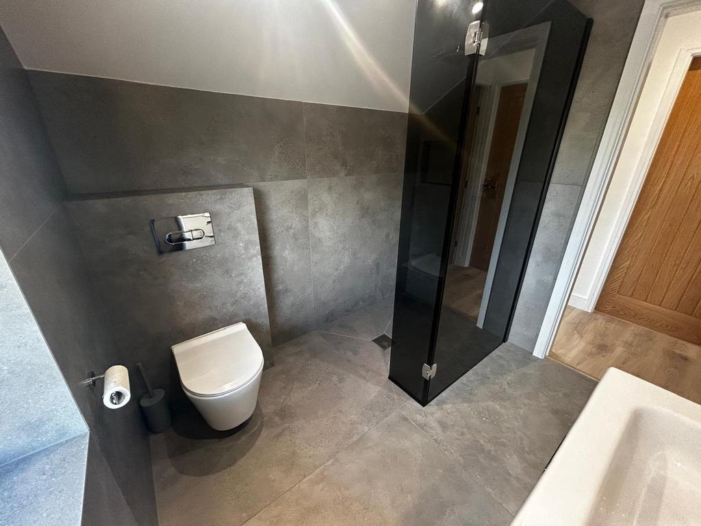 Bathroom 2