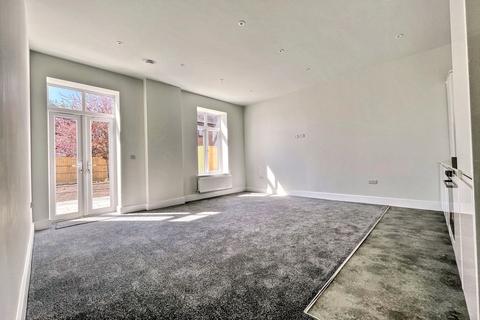 2 bedroom flat for sale, Southbourne