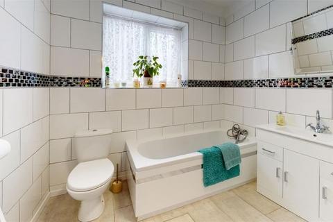 9 Mill View Road, Herne Bay, CT6 7JF