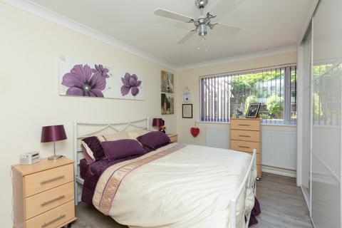 14 Cliff Field, Westgate-on-sea, CT8 8PY