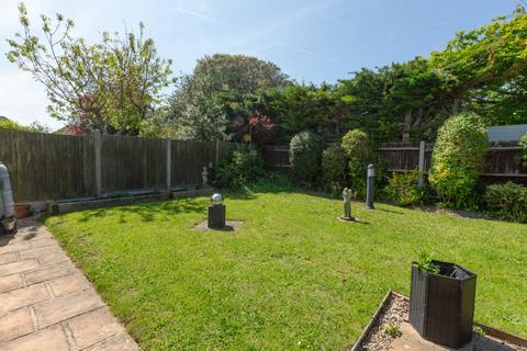 14 Cliff Field, Westgate-on-sea, CT8 8PY