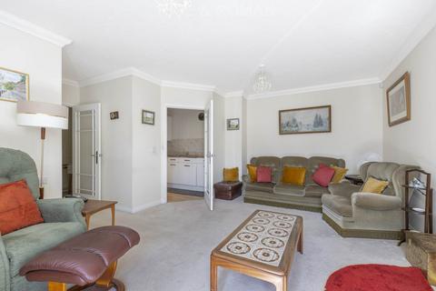 2 bedroom retirement property for sale, Kingston Avenue, Leatherhead KT22