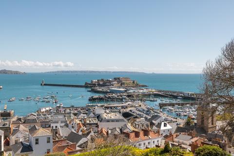 4 bedroom detached house for sale, Clifton, St. Peter Port, Guernsey