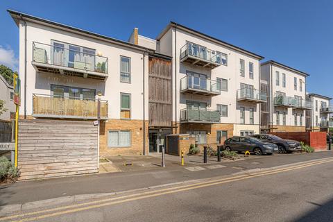 2 bedroom flat for sale, 1 Vine Street, London E17