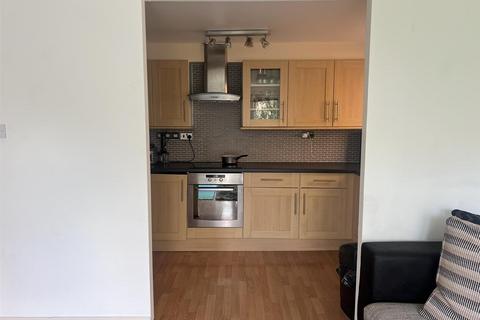 2 bedroom apartment to rent, Monarchs Court, Grenville Place, Mill Hill, London, NW7