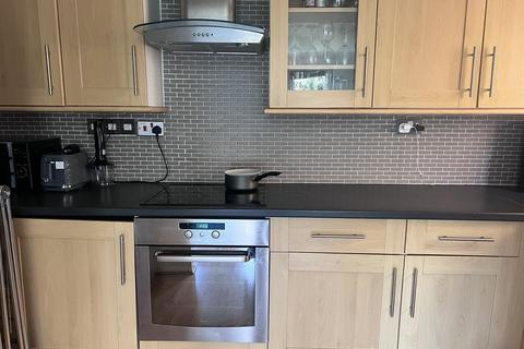 2 bedroom apartment to rent, Monarchs Court, Grenville Place, Mill Hill, London, NW7