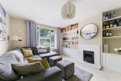27 Combermere Road, Morden, SM4 6RD