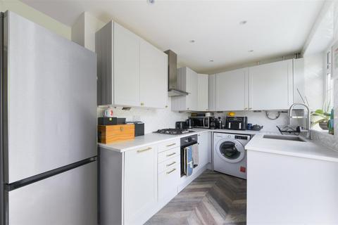 27 Combermere Road, Morden, SM4 6RD