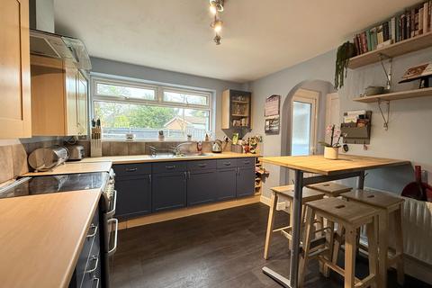 5 bedroom end of terrace house for sale, Wakelin Road, Shirley
