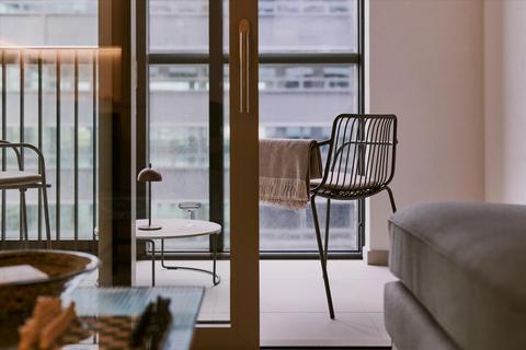 undefined, New Drum Street, London, E1