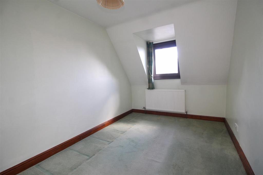 Bedroom 2 .JPG
