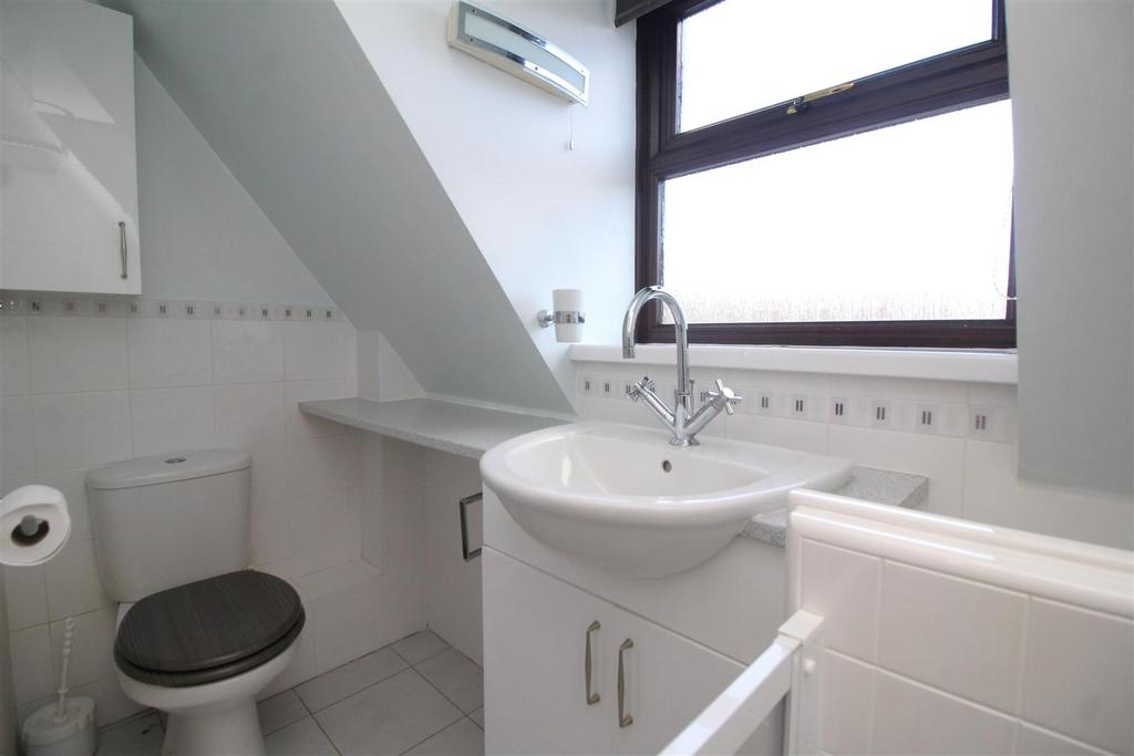 Shower room 3.JPG