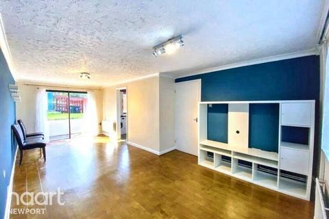 3 bedroom terraced house for sale, Sutherland Crescent, Newport