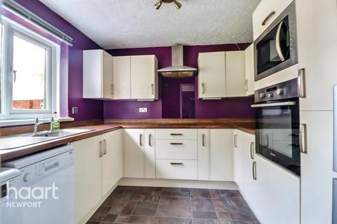 3 bedroom terraced house for sale, Sutherland Crescent, Newport