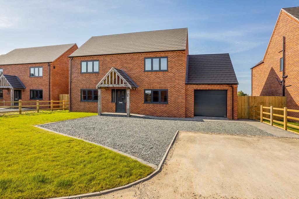 Bernhards Close, Town Dam Lane Development (Doning