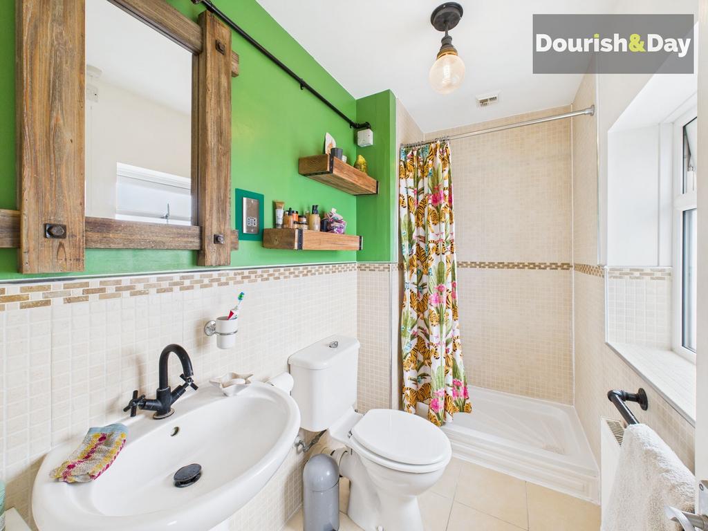 Ensuite Shower Room