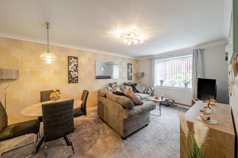 2 bedroom bungalow for sale, Candlesby Road, Grimsby, Lincolnshire, DN37