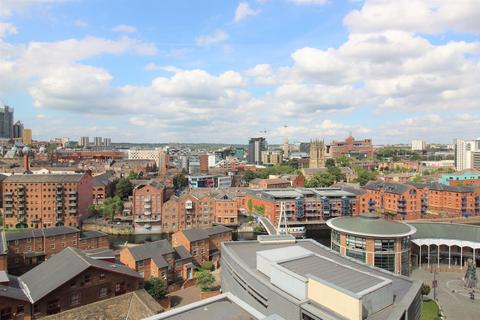 2 bedroom flat for sale, ONE BREWERY WHARF, WATERLOO STREET, LEEDS, LS10