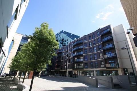 2 bedroom flat for sale, ONE BREWERY WHARF, WATERLOO STREET, LEEDS, LS10