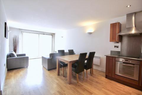 2 bedroom flat to rent, Isaac Way, Manchester M4